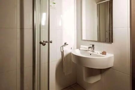 115 The Strand by NEU Collective - 39