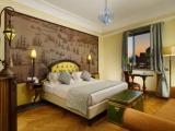 Deluxe Triple room with balcony
