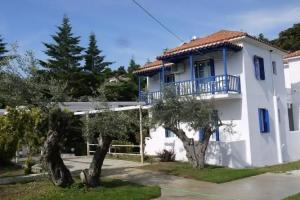 Crystal Rooms, Skopelos Town