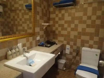 GrandBlue Resort & Beachclub - 8