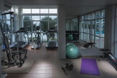 GrandBlue Resort & Beachclub - 19