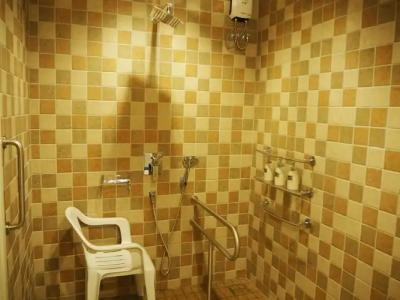 GrandBlue Resort & Beachclub - 10