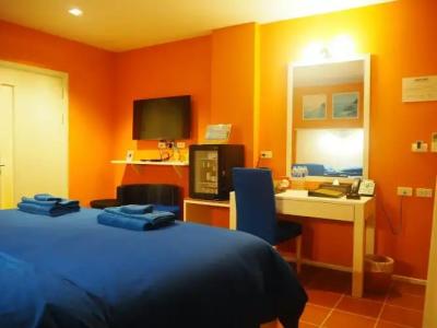 GrandBlue Resort & Beachclub - 44