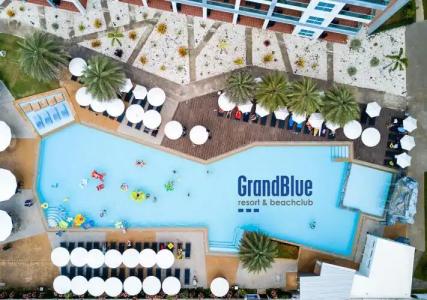 GrandBlue Resort & Beachclub - 46