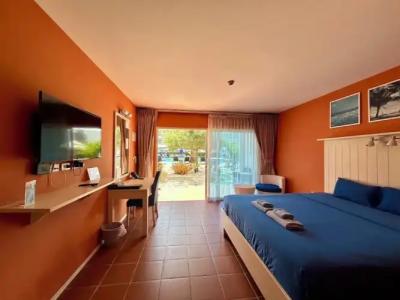 GrandBlue Resort & Beachclub - 49