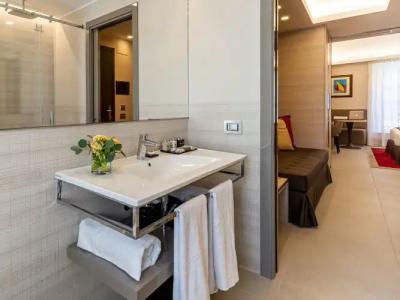 Harry's Bar Trevi & Restaurant - 73