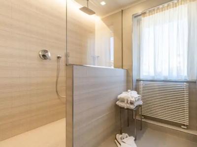 Harry's Bar Trevi & Restaurant - 86