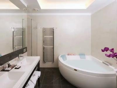 Harry's Bar Trevi & Restaurant - 57