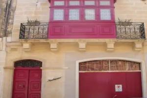 Nocturne Family House, Floriana