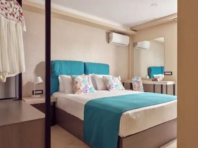 Koukounaria & Suites - 45