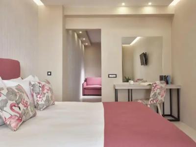 Koukounaria & Suites - 5