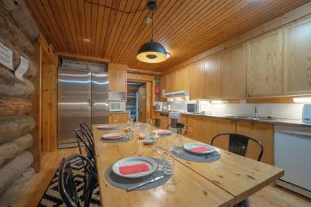 Kuukkeli Log Houses Aurora Resort - 40