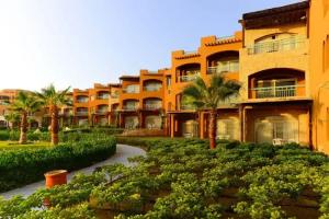 Byoum Lakeside Hotel, Izbat an Namus