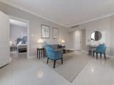 Suite with harbour view