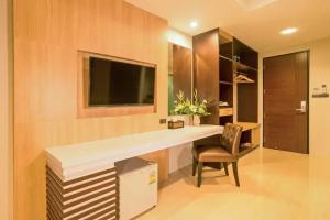 The Nice Hotel, Krabi