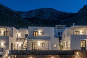 Sifnos House - Rooms and SPA, Kamarai