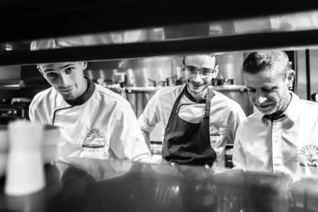 L'Arbre Voyageur - BW Premier Collection - LILLE - 26