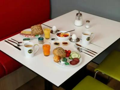 B&B Berlin-Tiergarten - 12