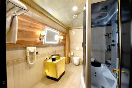 Hymeti's Palace - 75