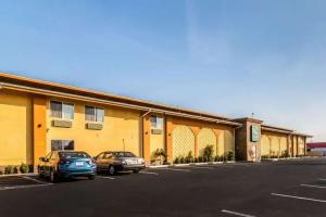Quality Inn & Suites near Downtown Bakersfield, Bakersfield
