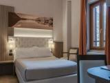 Standard Double room with view