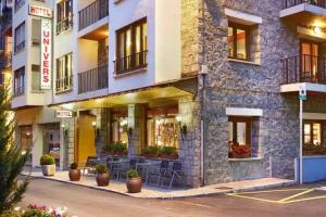 Hotel Univers, Encamp