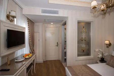 Istanbul Town - 12