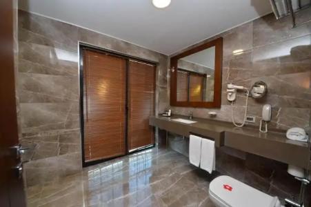 Ramada by Wyndham Sakarya - 45