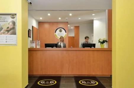 B&B Bielefeld City - 1