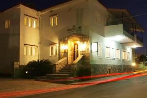 Kleopatra Traditional Hotel Apartments, Stoupa