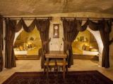 Majestic Cave Quadruple Suite