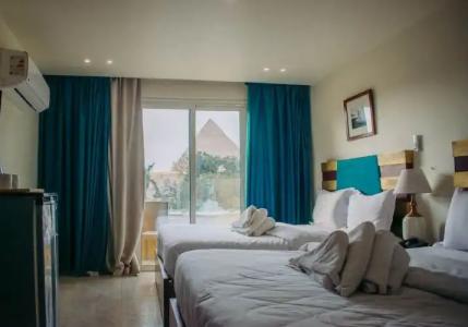 Great Pyramid Inn - 36