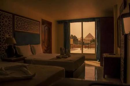 Great Pyramid Inn - 37