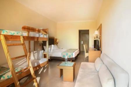 H4 München Messe - 37