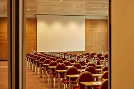 H4 München Messe - 50