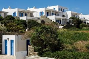 Lighthouse Hotel, Faros