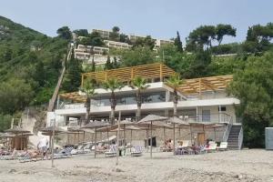 Ermones Mare, Ermones
