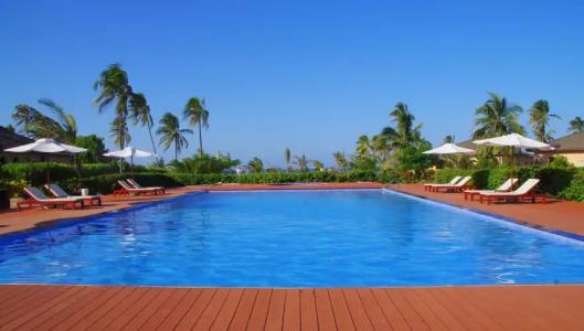 The Sands Beach Resort - 10