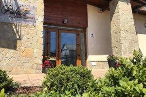 Relaxo Apartmanhaz, Cserkeszolo