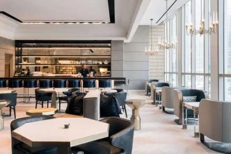 LondonHouse Chicago, Curio Collection by Hilton - 23