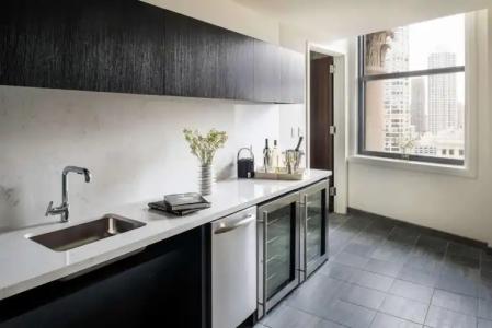 LondonHouse Chicago, Curio Collection by Hilton - 25