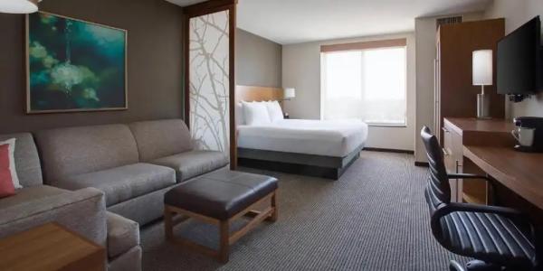 Hyatt Place DFW - 31