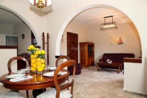 Yiouli Holiday Home, Acharavi