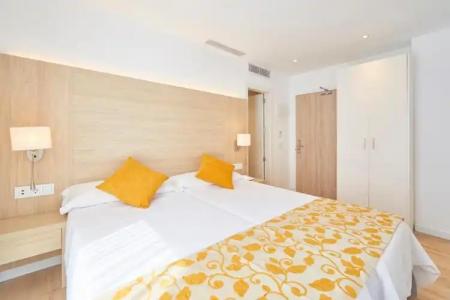 Ilusion Moreyo - Adults Only - 39