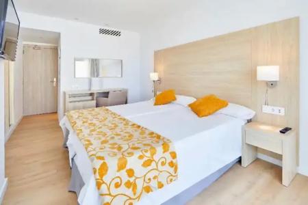 Ilusion Moreyo - Adults Only - 53