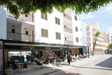 Ilusion Moreyo - Adults Only - 37