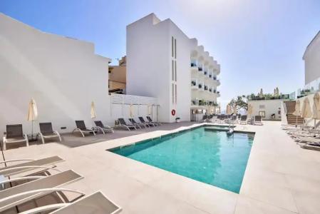 Ilusion Moreyo - Adults Only - 19