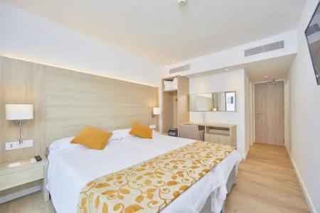 Ilusion Moreyo - Adults Only - 65