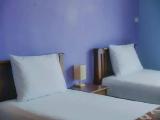 Large Triple room