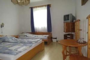 Rézkakas Fogadó Mini-hotel, Zirc